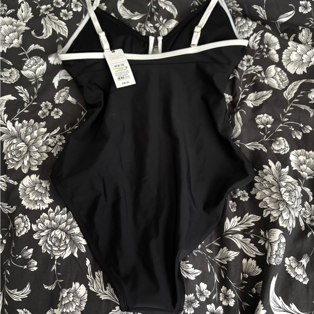 Shade & Shore Black White Trim One Piece Swimsuit - Picture 3 of 7